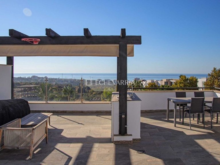 Villa for Sale in Marbella, Malaga 11