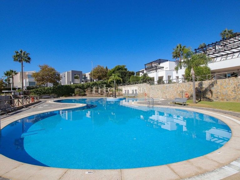 Villa for Sale in Marbella, Malaga 18