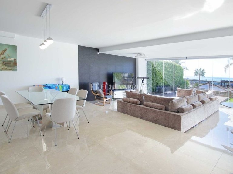 Villa for Sale in Marbella, Malaga 4