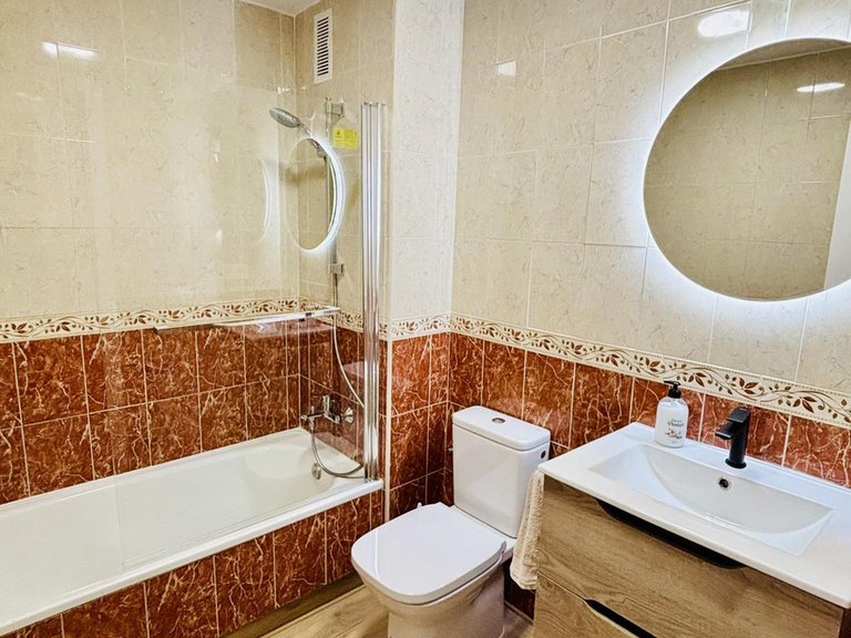 Apartment for Sale in Málaga, Malaga 10