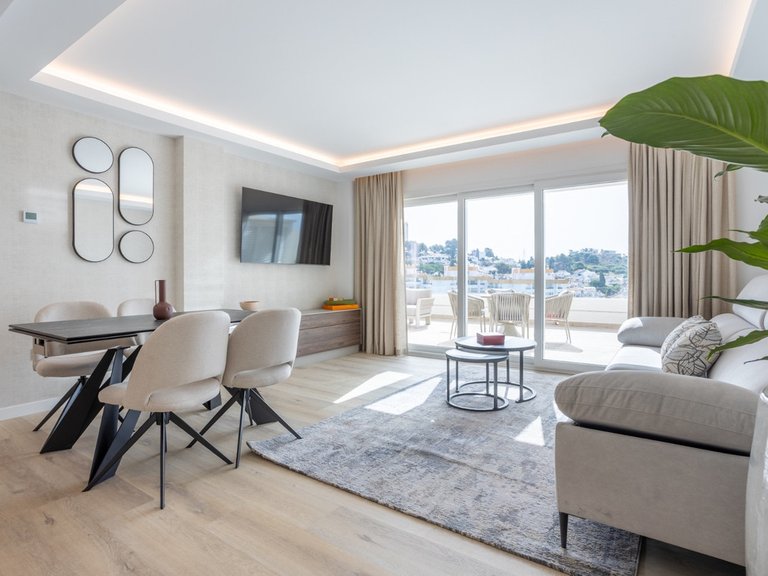 Apartment for Sale in Nueva Andalucía, Malaga 1