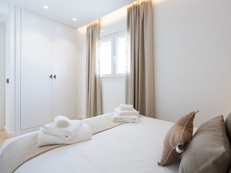 Apartment for Sale in Nueva Andalucía, Malaga 18