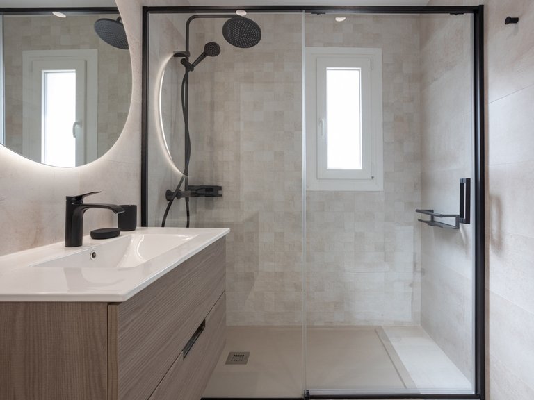 Apartment for Sale in Nueva Andalucía, Malaga 24