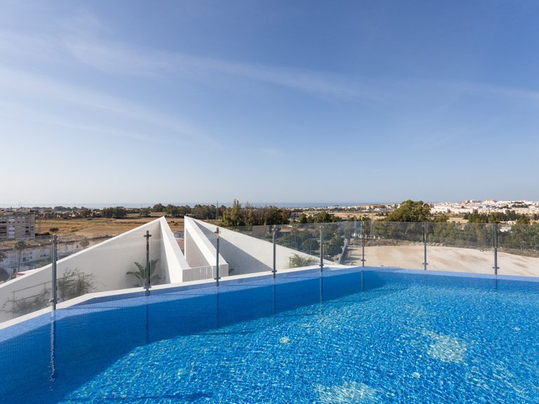 Apartment for Sale in Nueva Andalucía, Malaga 36