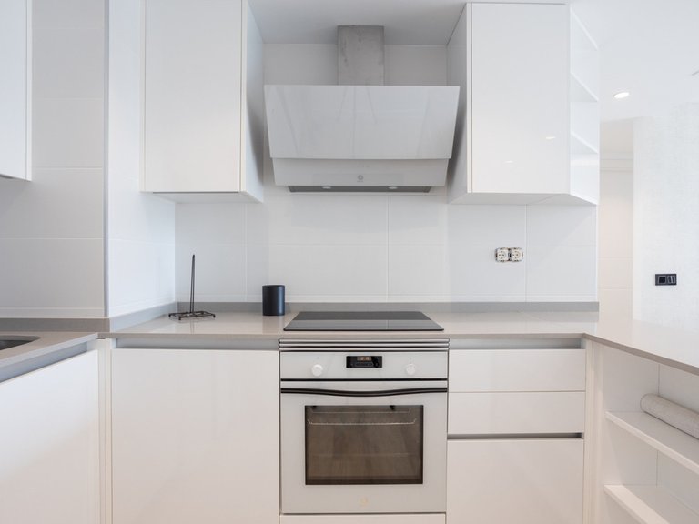 Apartment for Sale in Nueva Andalucía, Malaga 38
