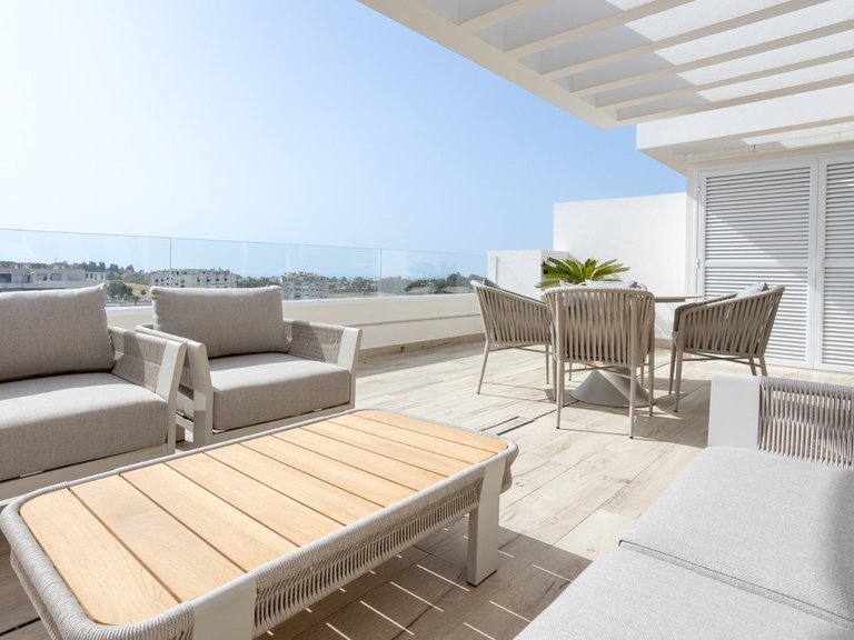 Apartment for Sale in Nueva Andalucía, Malaga 43