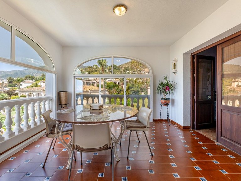 Villa for Sale in Benalmadena, Malaga 10