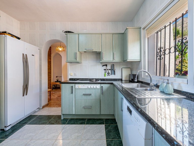Villa for Sale in Benalmadena, Malaga 13