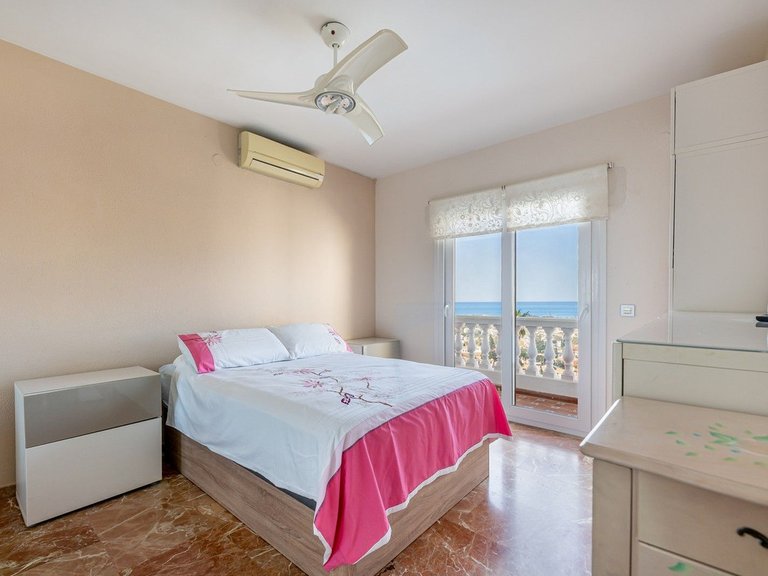 Villa for Sale in Benalmadena, Malaga 14