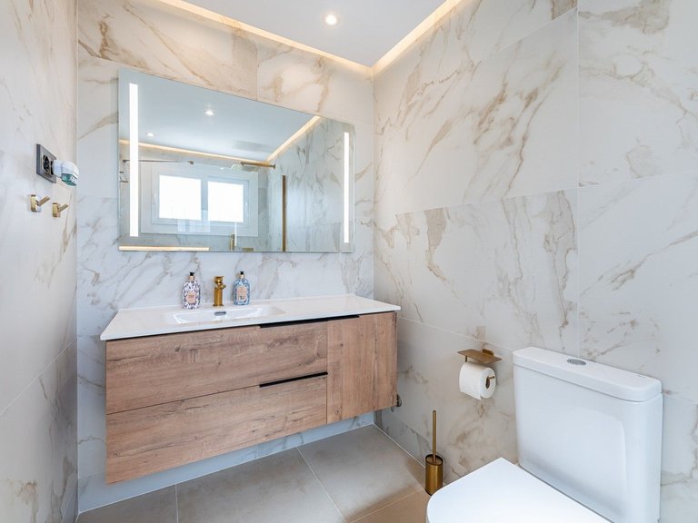 Villa for Sale in Benalmadena, Malaga 15