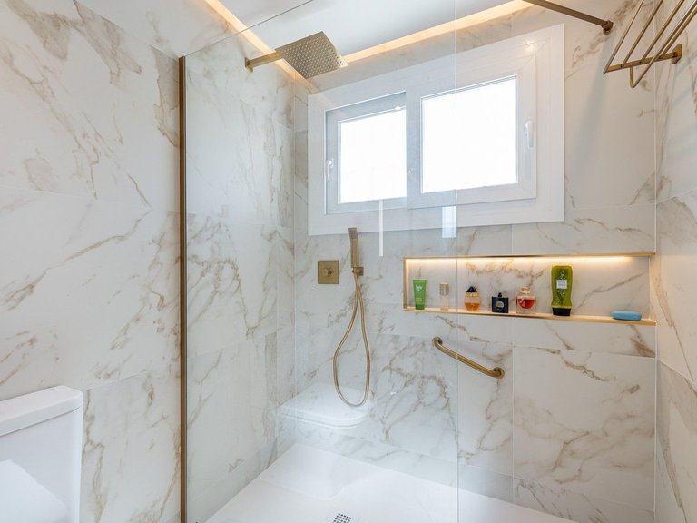 Villa for Sale in Benalmadena, Malaga 16