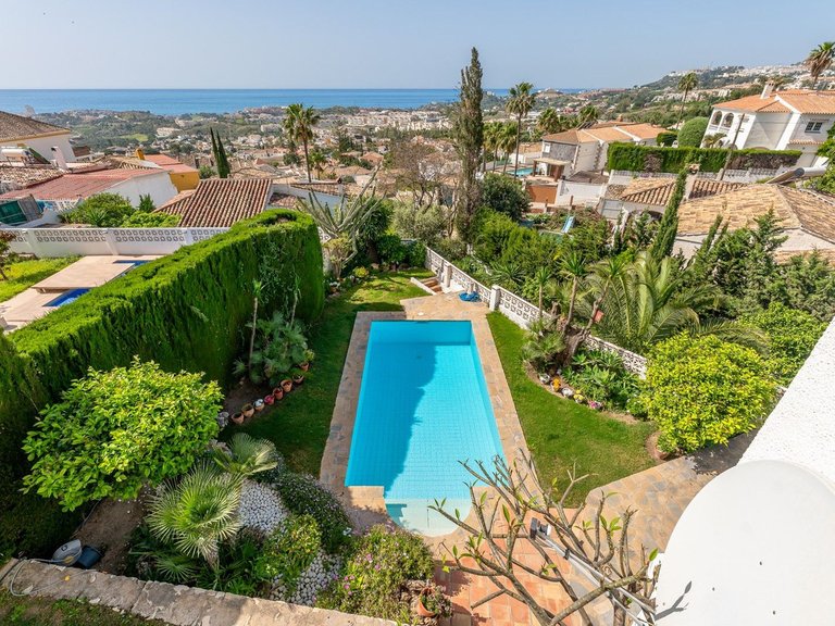 Villa for Sale in Benalmadena, Malaga 2