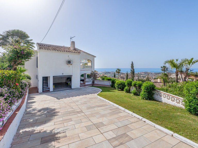 Villa for Sale in Benalmadena, Malaga 22