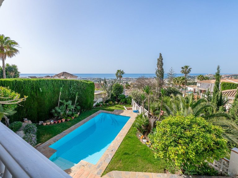 Villa for Sale in Benalmadena, Malaga 36