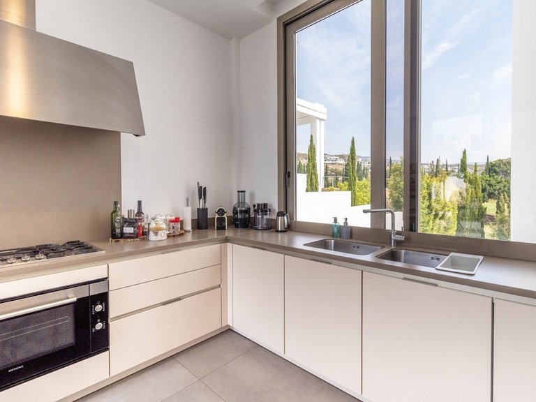 Villa for Sale in Benahavís, Malaga 24