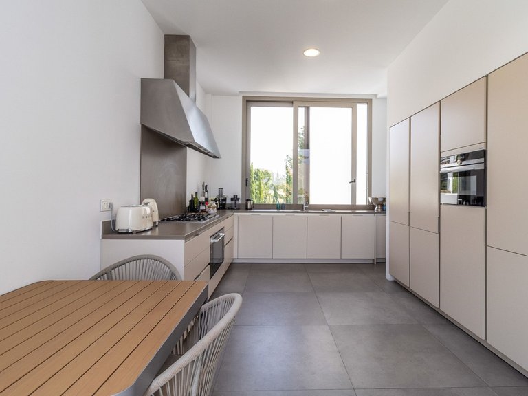 Villa for Sale in Benahavís, Malaga 25