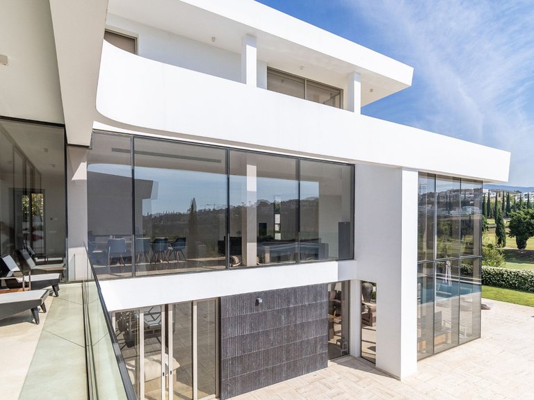 Villa for Sale in Benahavís, Malaga 32