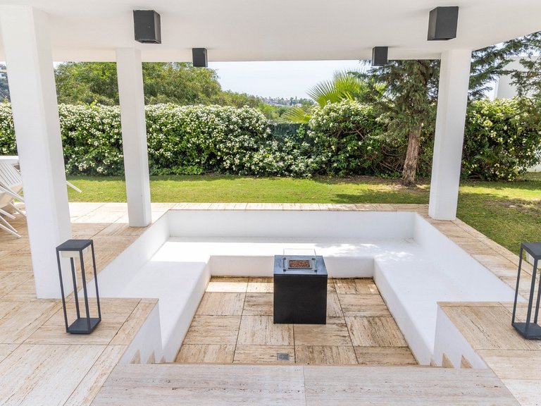 Villa for Sale in Benahavís, Malaga 36