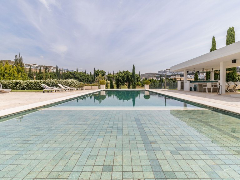 Villa for Sale in Benahavís, Malaga 38
