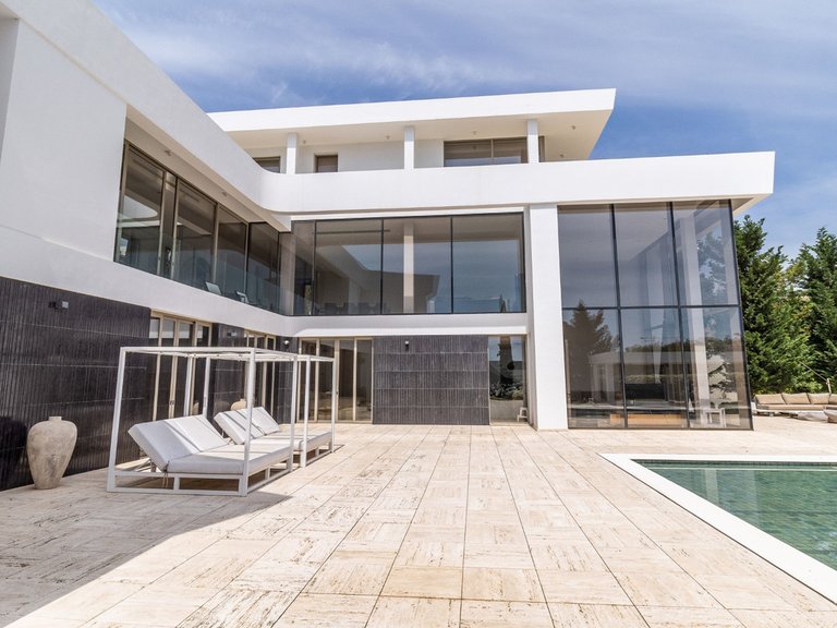 Villa for Sale in Benahavís, Malaga 40