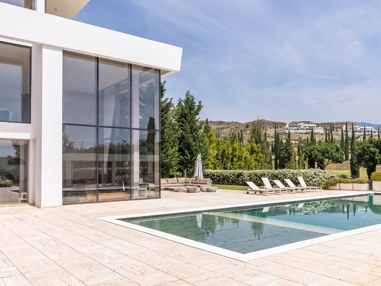 Villa for Sale in Benahavís, Malaga 41