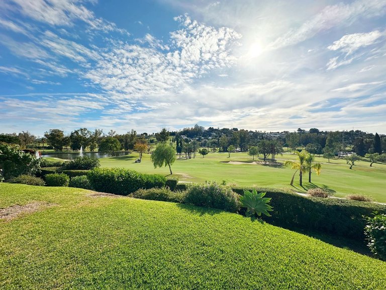 Villa for Sale in El Paraiso, Malaga 15