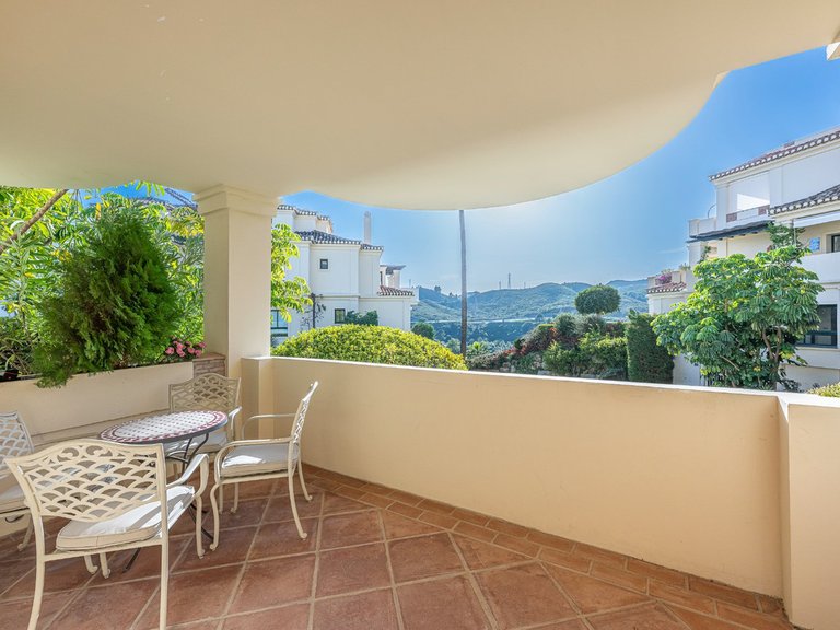 Apartment for Sale in Benahavís, Malaga 32