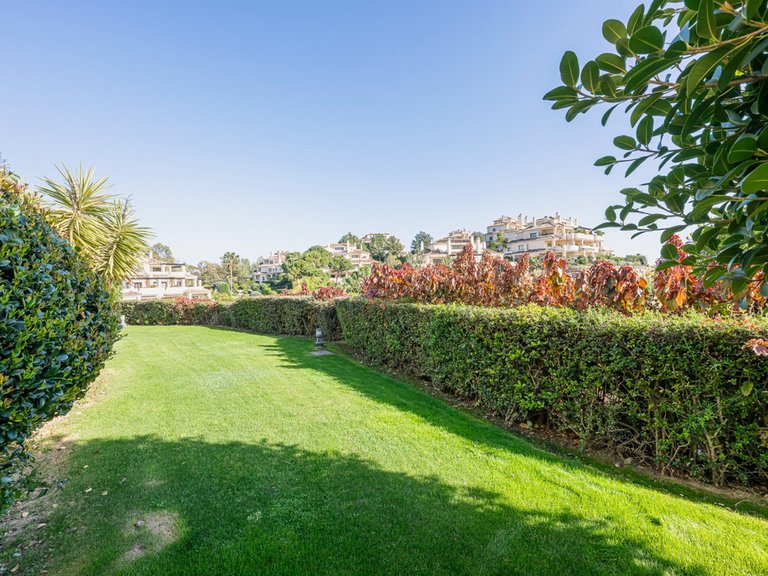 Apartment for Sale in Benahavís, Malaga 34