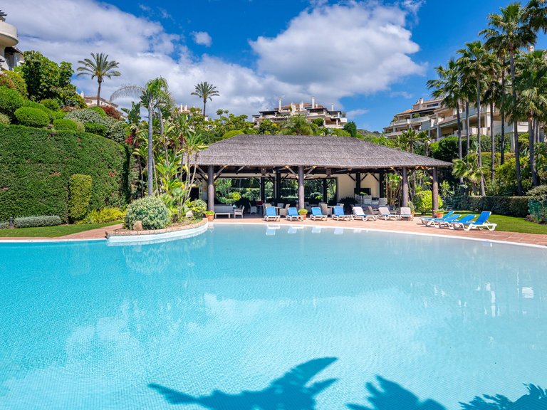 Apartment for Sale in Benahavís, Malaga 35