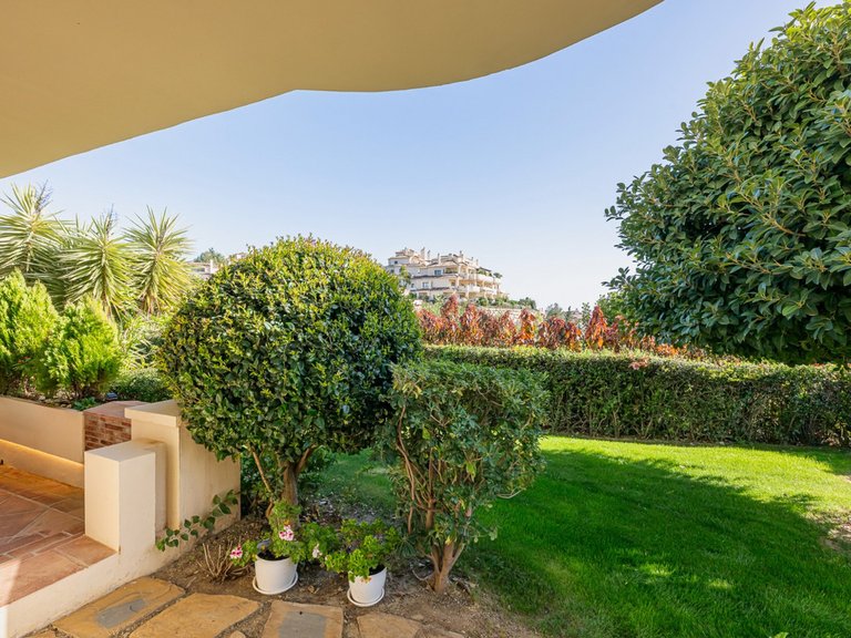 Apartment for Sale in Benahavís, Malaga 39