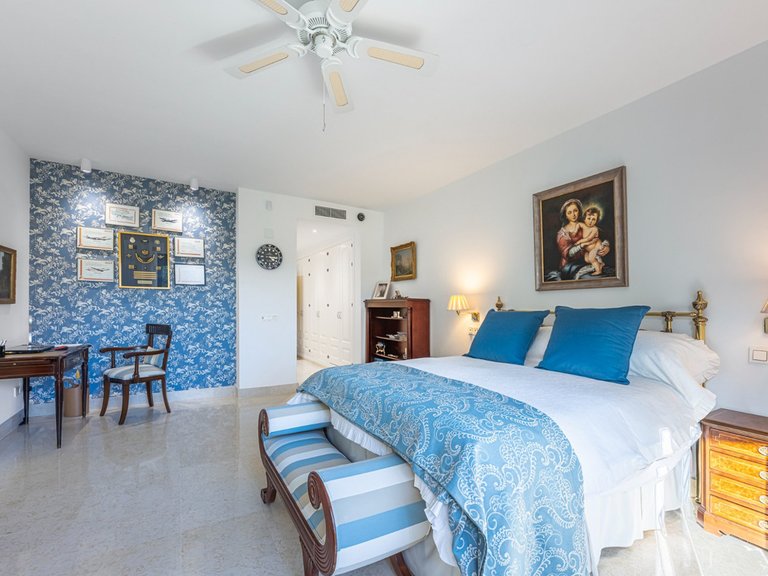 Apartment for Sale in Benahavís, Malaga 6