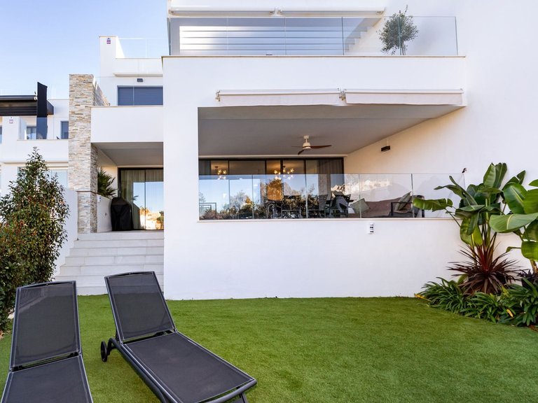 Apartment for Sale in Cabopino, Malaga 32