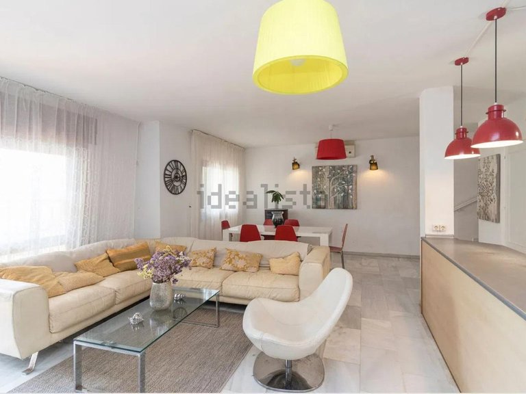 Villa for Sale in Marbella, Malaga 4