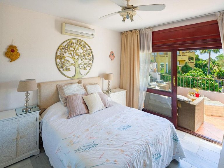 Villa for Sale in Marbella, Malaga 7