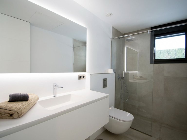 Villa for Sale in Nueva Andalucía, Malaga 12