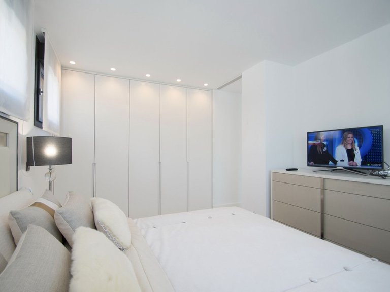 Villa for Sale in Nueva Andalucía, Malaga 13