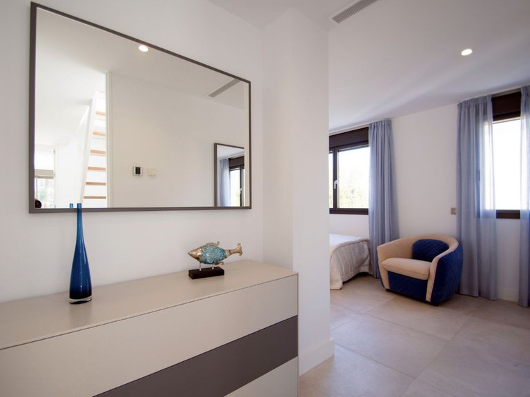 Villa for Sale in Nueva Andalucía, Malaga 14