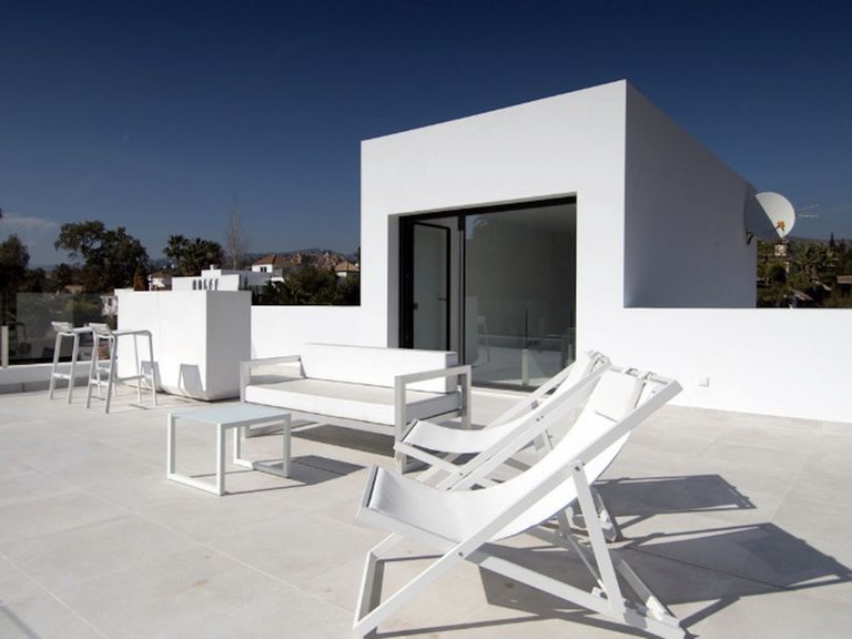 Villa for Sale in Nueva Andalucía, Malaga 17
