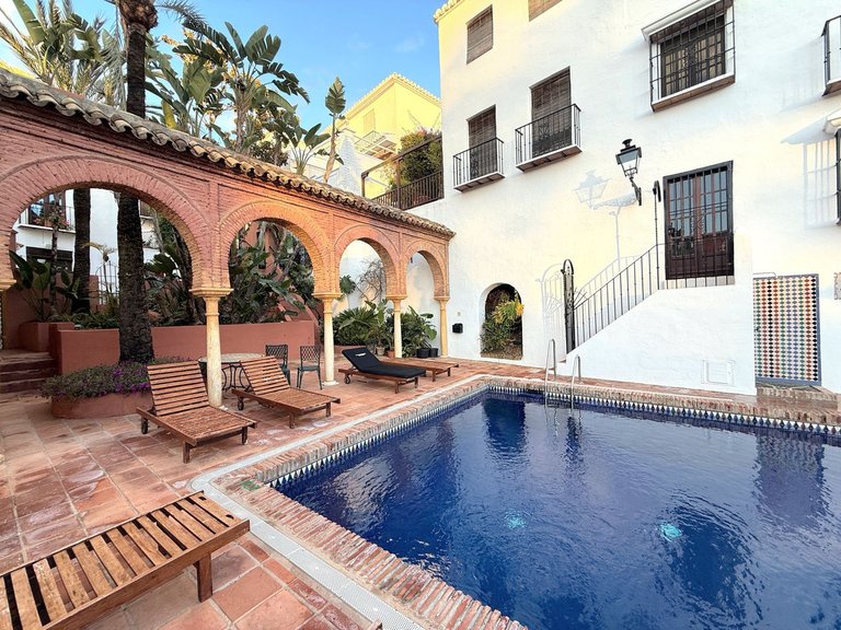 Villa for Sale in Marbella, Malaga 11
