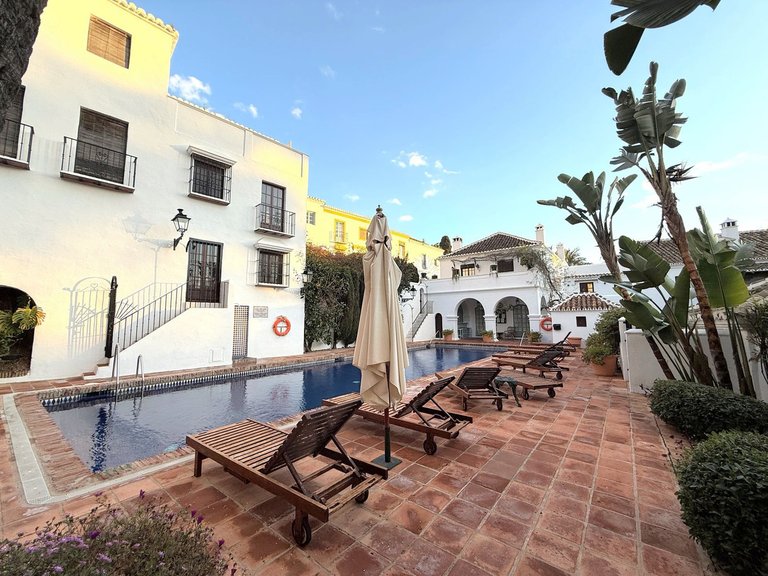 Villa for Sale in Marbella, Malaga 9