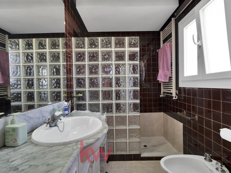 Villa for Sale in Málaga, Malaga 15