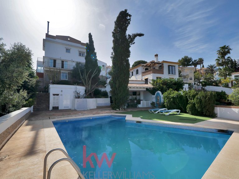 Villa for Sale in Málaga, Malaga 21