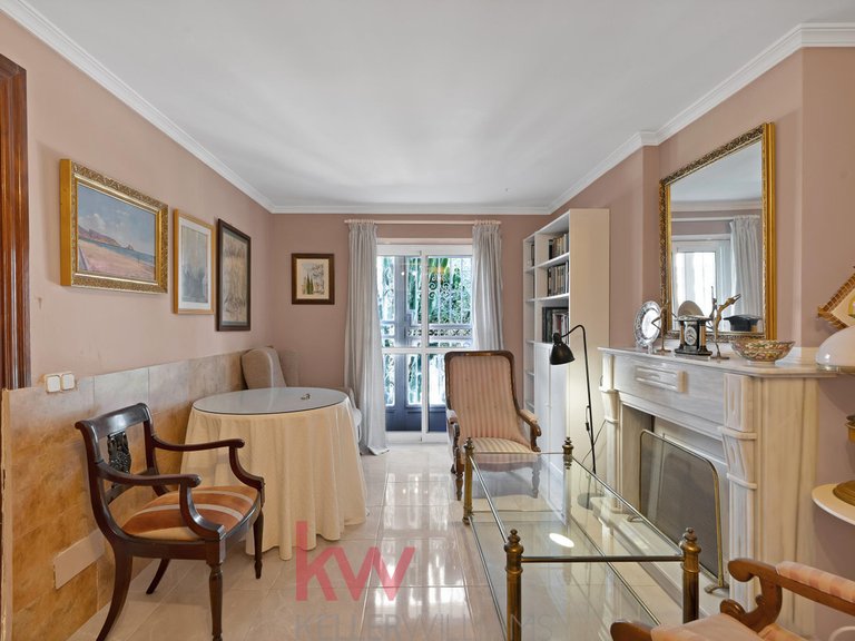 Villa for Sale in Málaga, Malaga 23