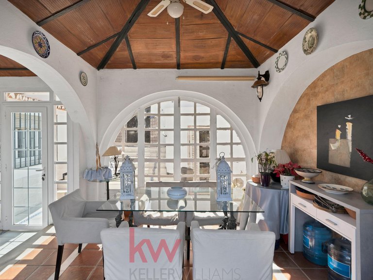 Villa for Sale in Málaga, Malaga 3