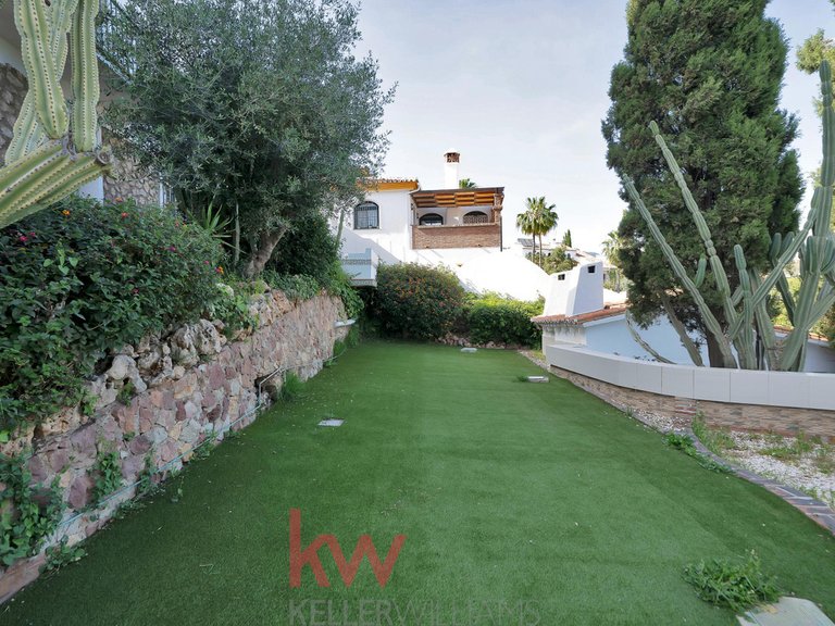 Villa for Sale in Málaga, Malaga 30