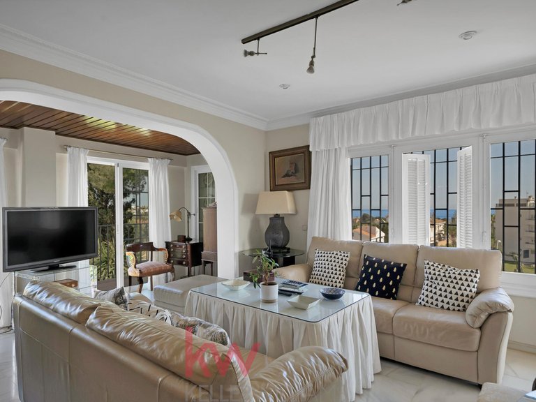 Villa for Sale in Málaga, Malaga 8