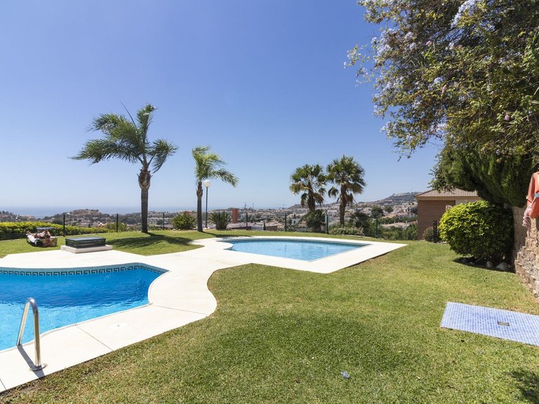 Apartment for Sale in Benalmadena, Malaga 19