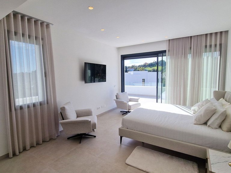 Villa for Sale in La Cala Golf, Malaga 28