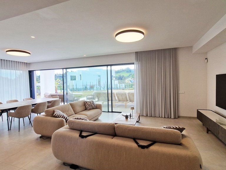 Villa for Sale in La Cala Golf, Malaga 4