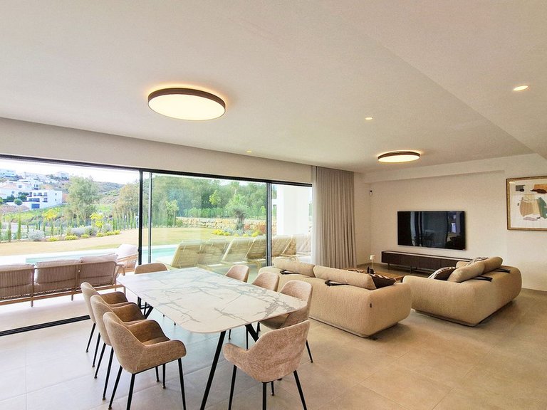 Villa for Sale in La Cala Golf, Malaga 5